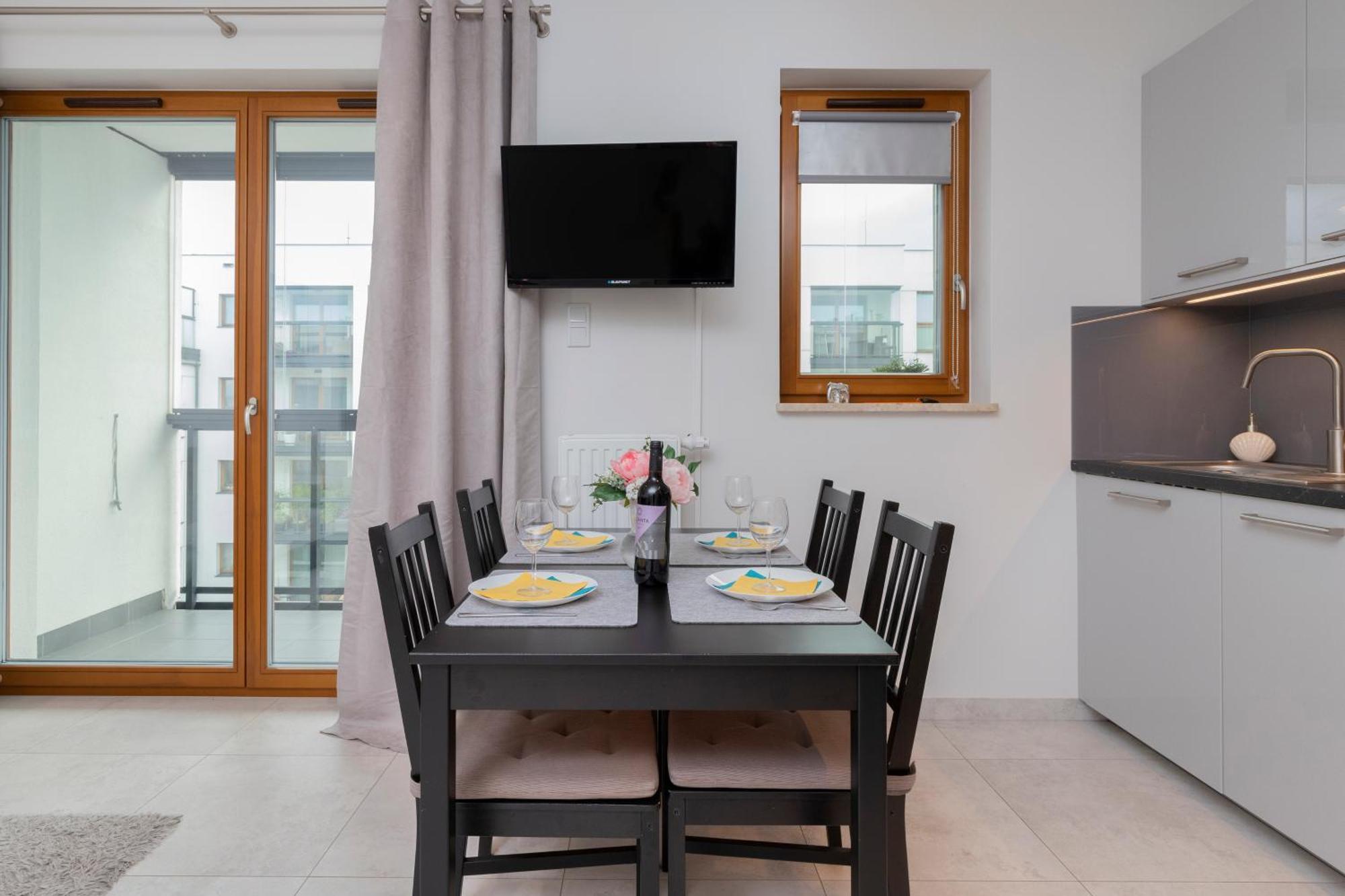 Apartament Z Widokiem Na Morze Obok Parku Millenium W Gdansku By Noclegi Renters Esterno foto