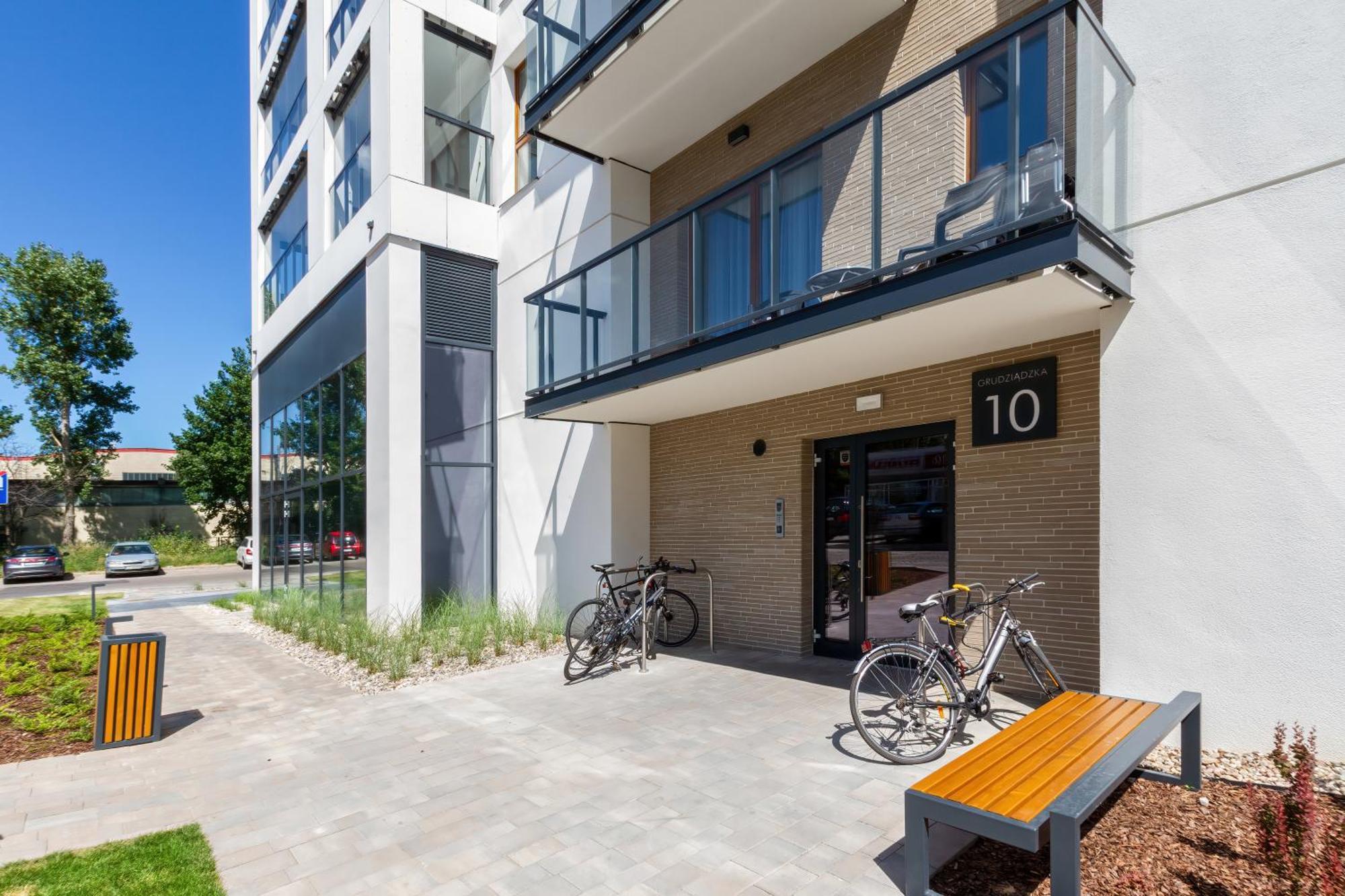 Apartament Z Widokiem Na Morze Obok Parku Millenium W Gdansku By Noclegi Renters Esterno foto